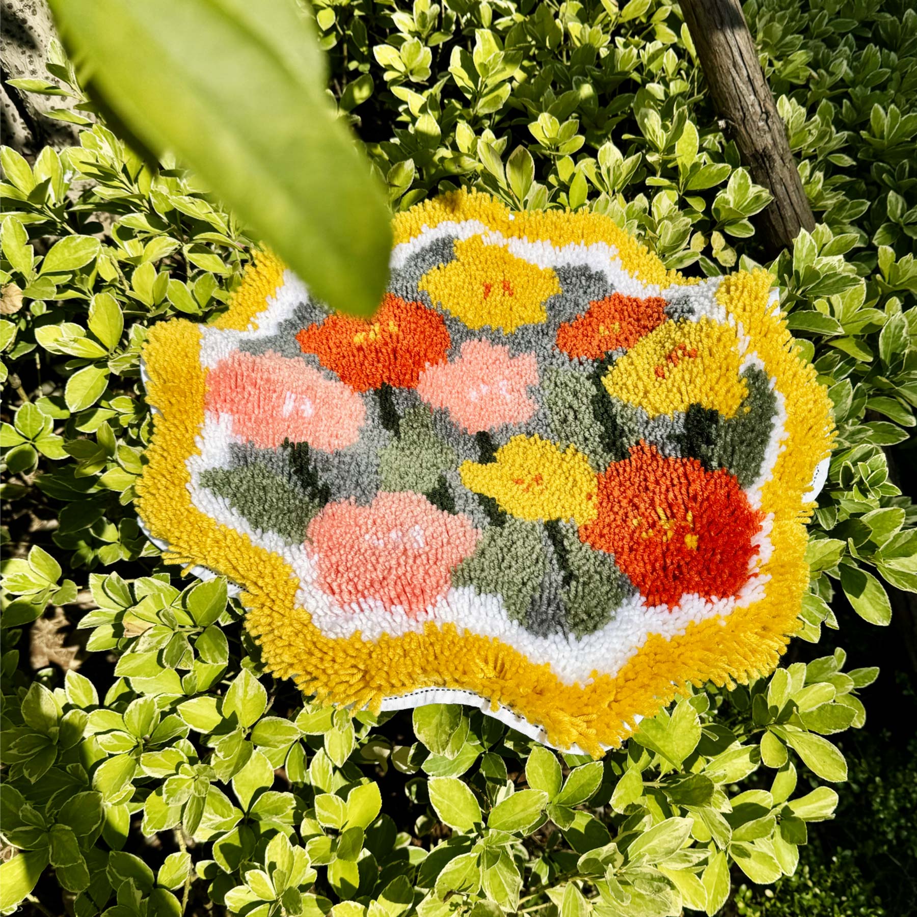 Blooming Grace Rug - RUG MAKING KIT